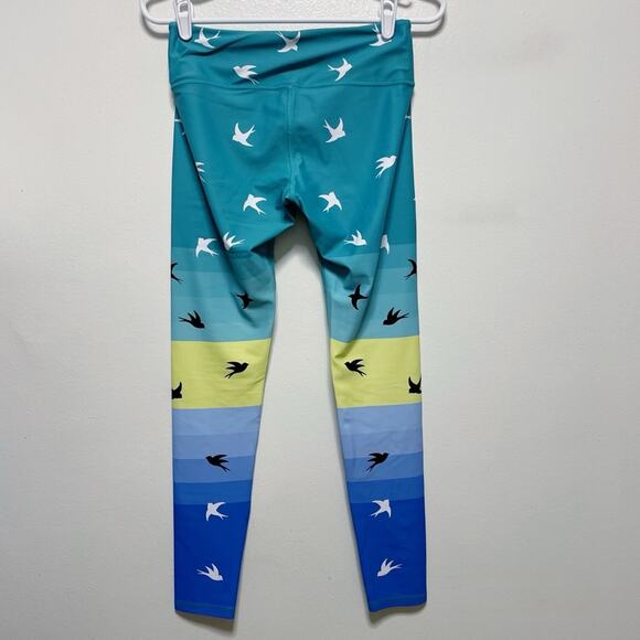 Noli Blue/Teal/Yellow Ombre Bird Leggings - Picture 7 of 8